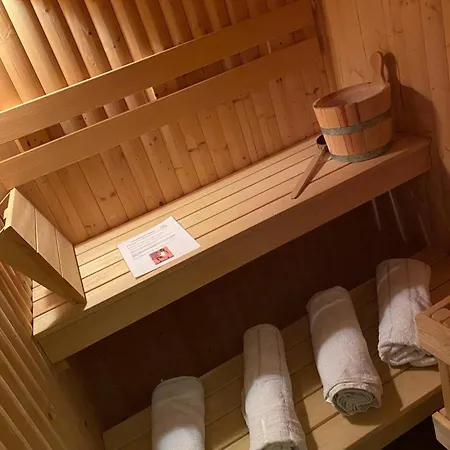 Casa vacanze Horseshoe - 1 Bed With Hot Tub & Sauna